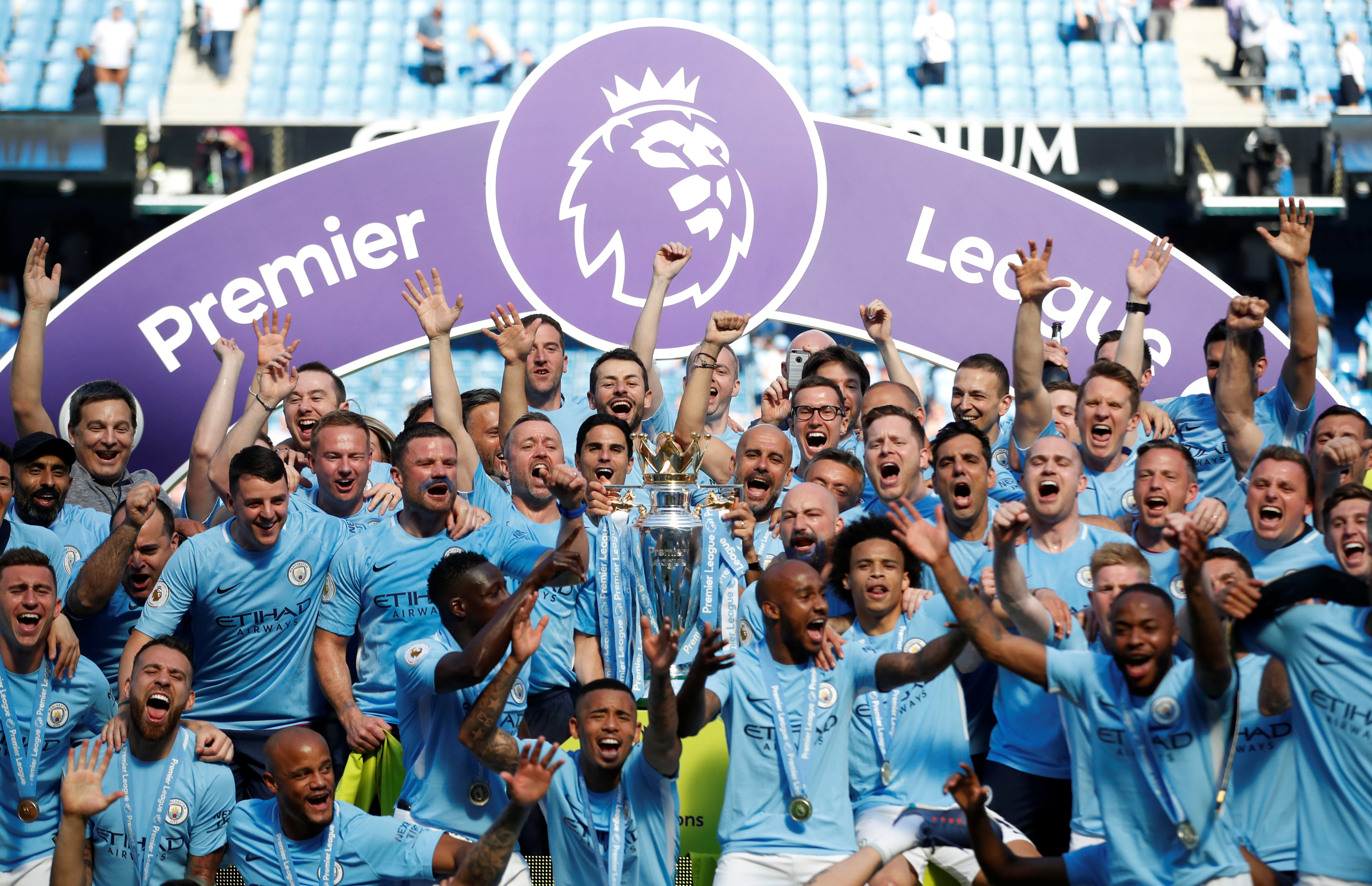 布朗身上轻 布朗身上轻