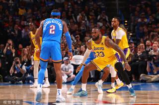 她的崛起之 她的崛起之