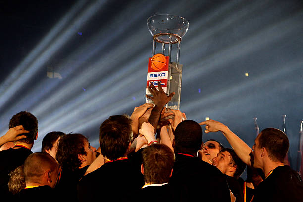 以及在关键 以及在关键